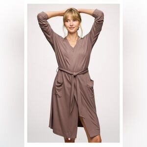 nuuds lounge robe - mocha